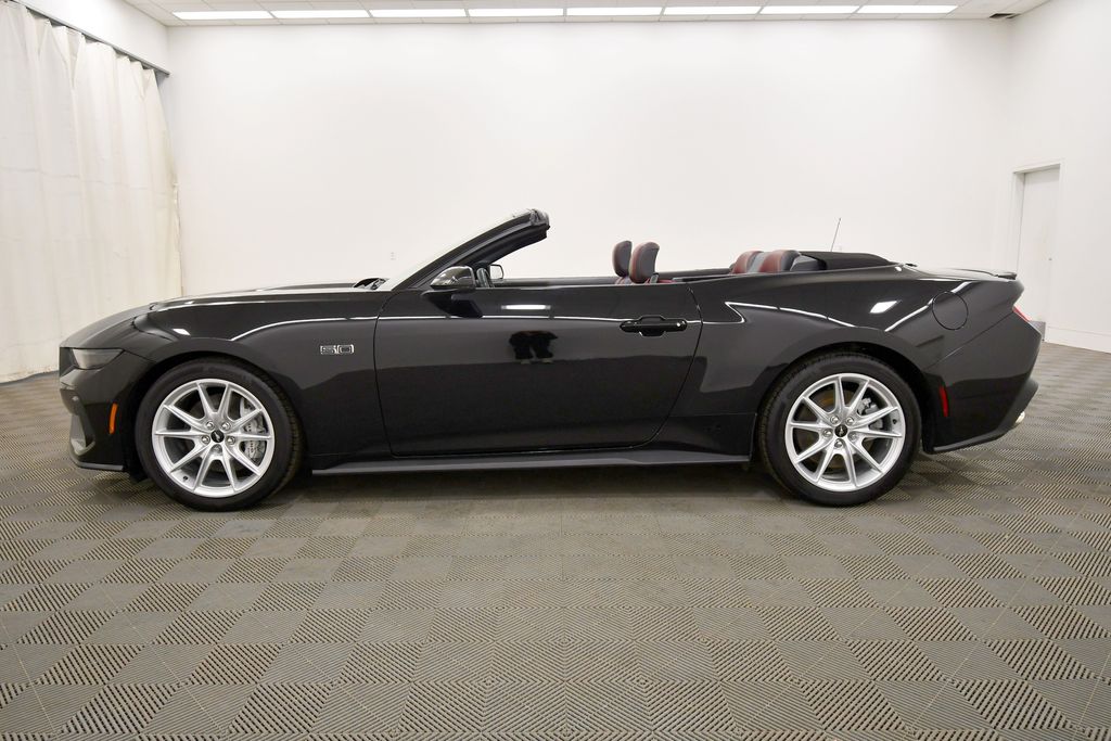 Used 2025 Ford Mustang Convertible