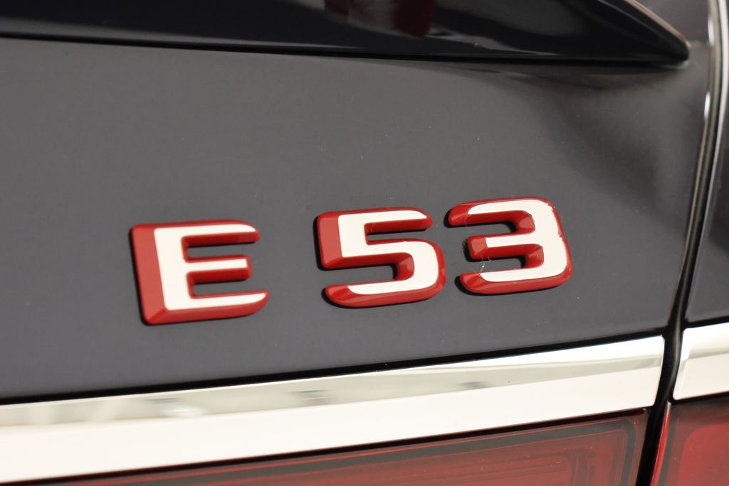 Thumbnail: 2026 Mercedes-Benz E-Class - 10