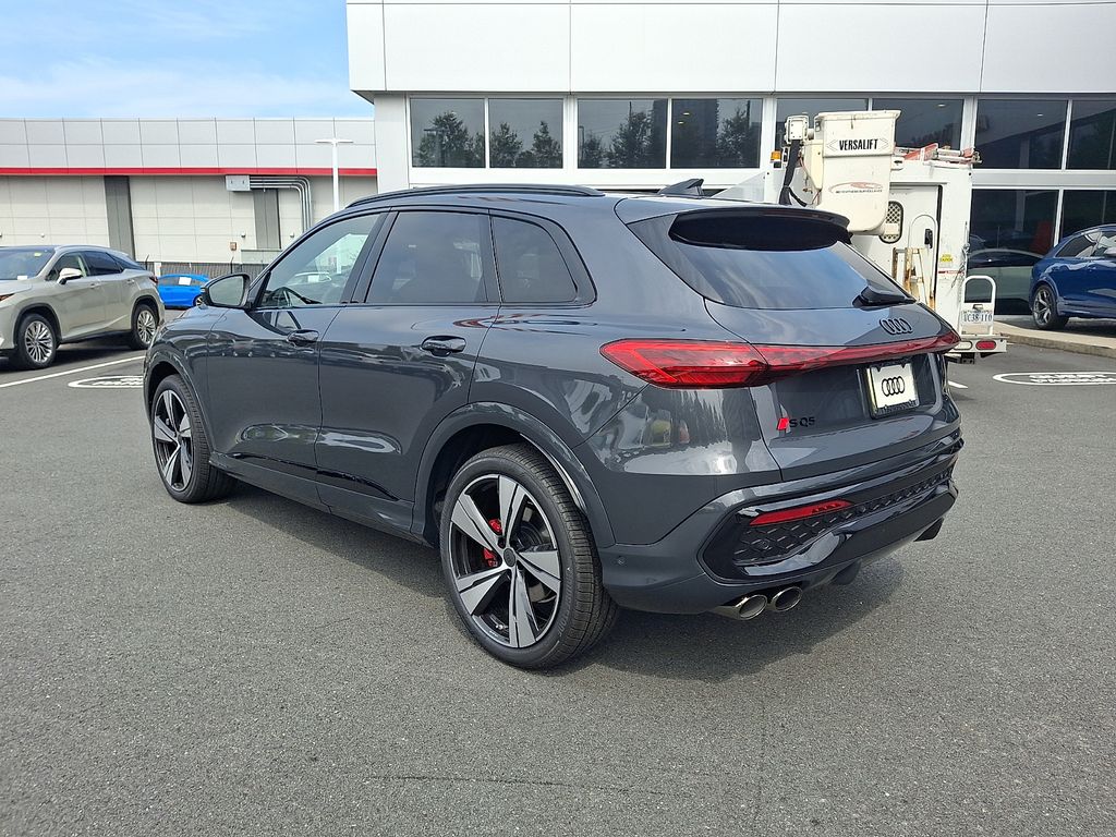 Thumbnail: 2026 Audi SQ5 - 4