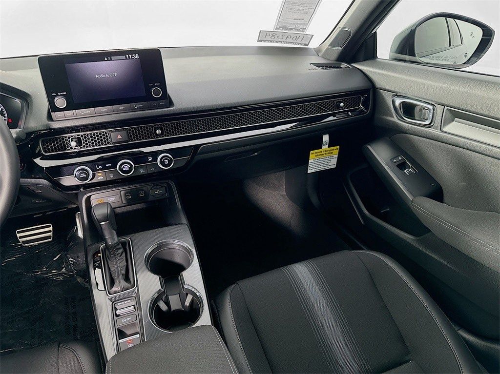 2025 Honda Civic Sport photo