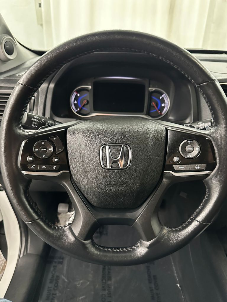 used 2022 Honda Pilot car, priced at $34,985