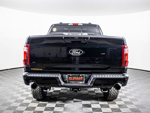 Used 2025  Ford Tremor image 7