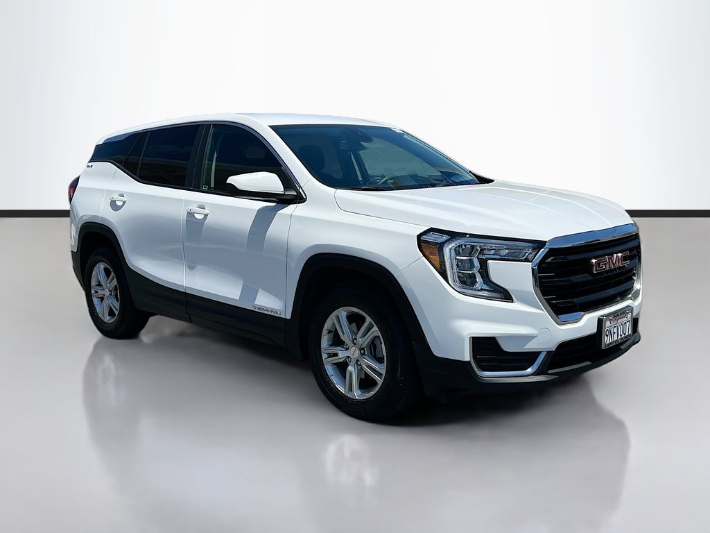 Thumbnail: 2024 GMC Terrain - 3
