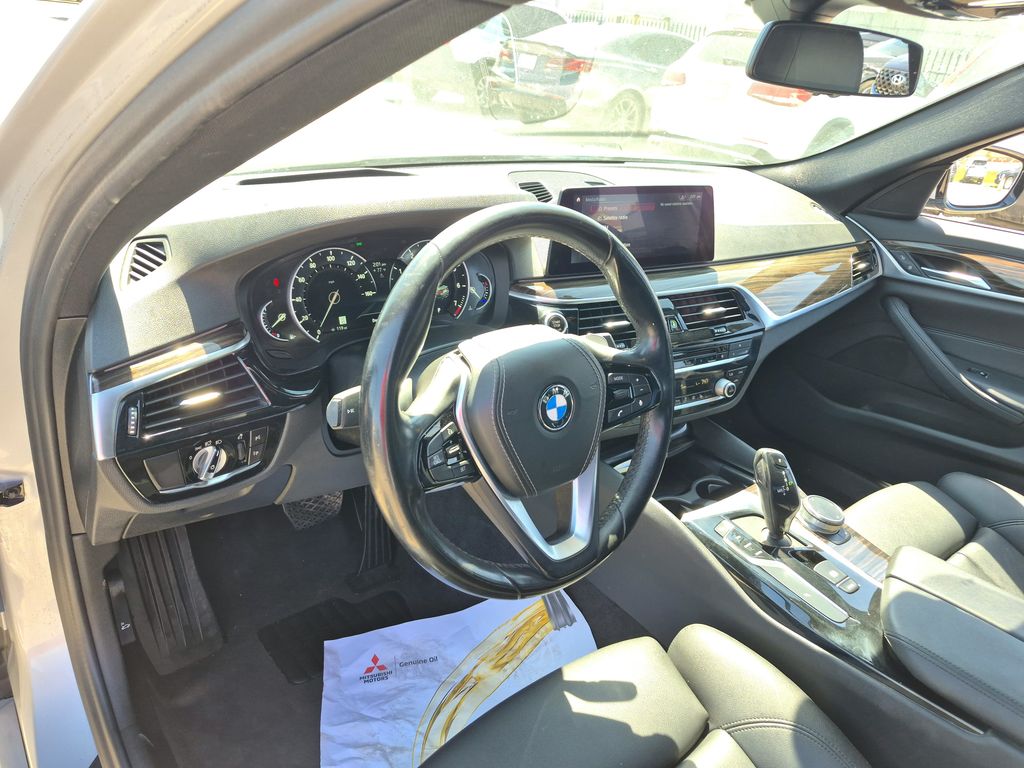 2019 BMW 5 Series 530i - 8