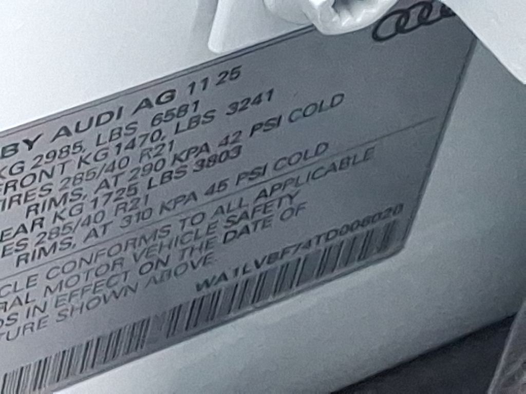 Thumbnail: 2026 Audi Q7 - 22