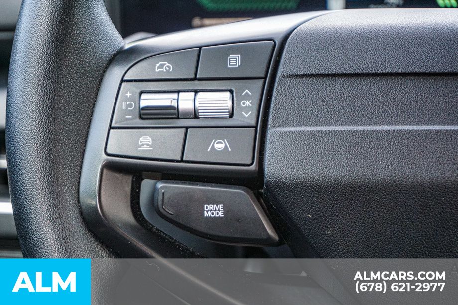 2025 Kia K4 LXS - Photo 29