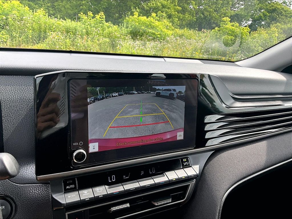 2026 Toyota Camry — photo 19