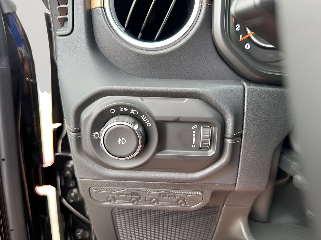 New 2026 Black Jeep Sahara image 28