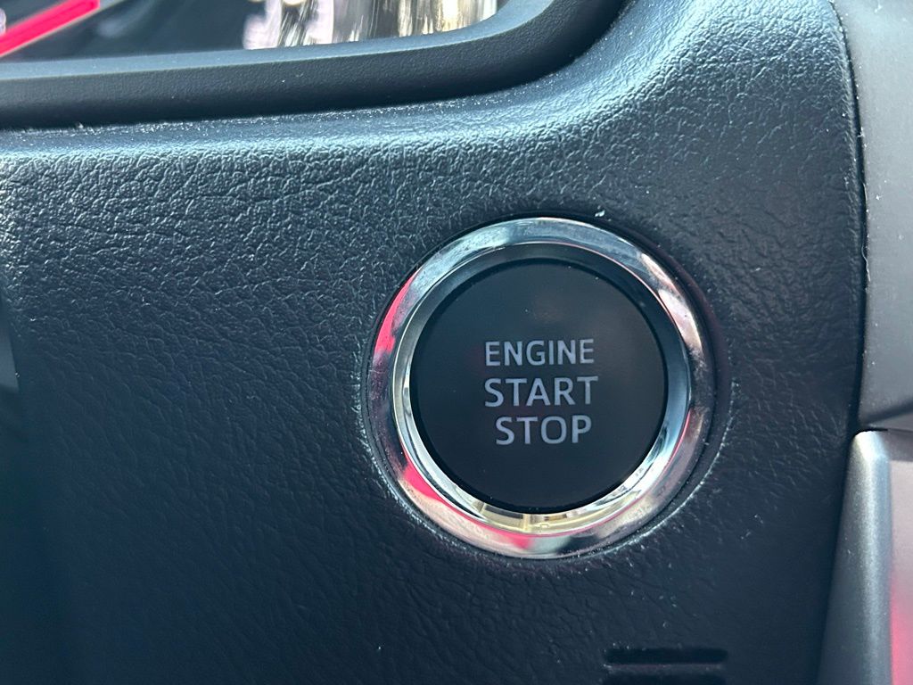 Thumbnail: 2022 Toyota 4Runner - 30