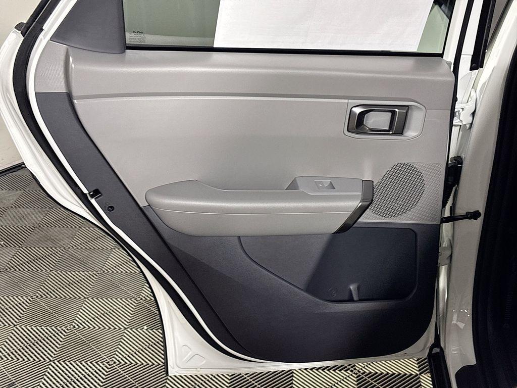 2027 Kia Seltos LX