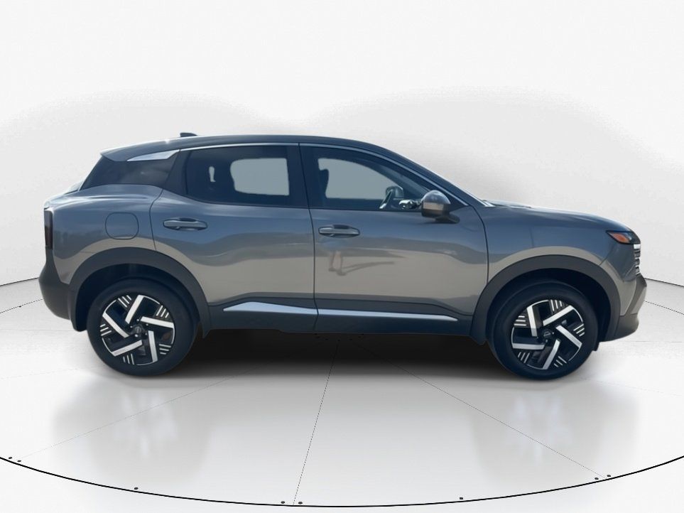 2025 Gun Metallic Nissan Kicks SV FWD SUV