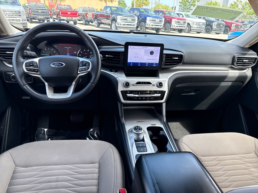 Used 2020  Ford XLT image 6