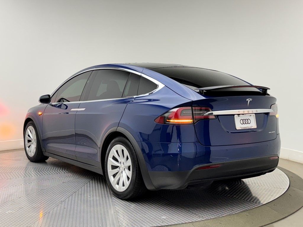 2020 Tesla Model X Long Range 9