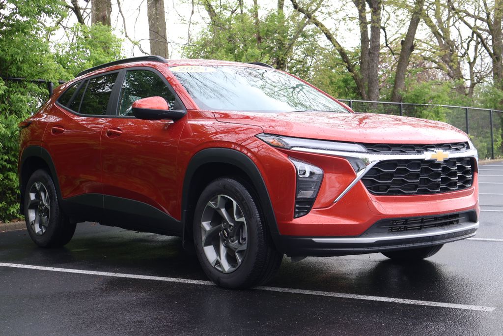 2024 Chevrolet Trax LT 10