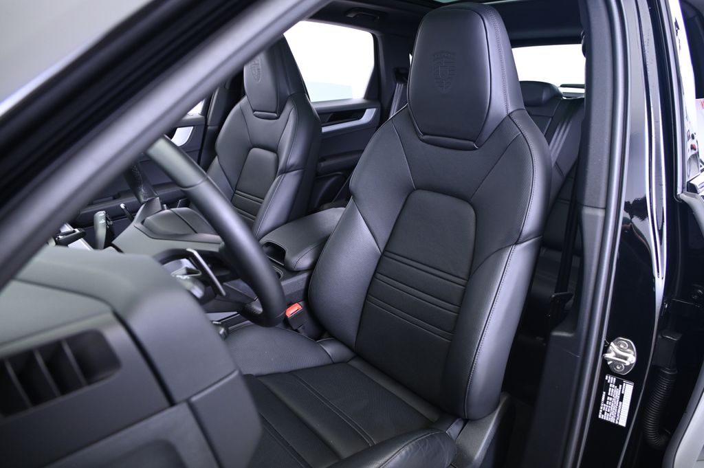 2024 Porsche Cayenne S 5