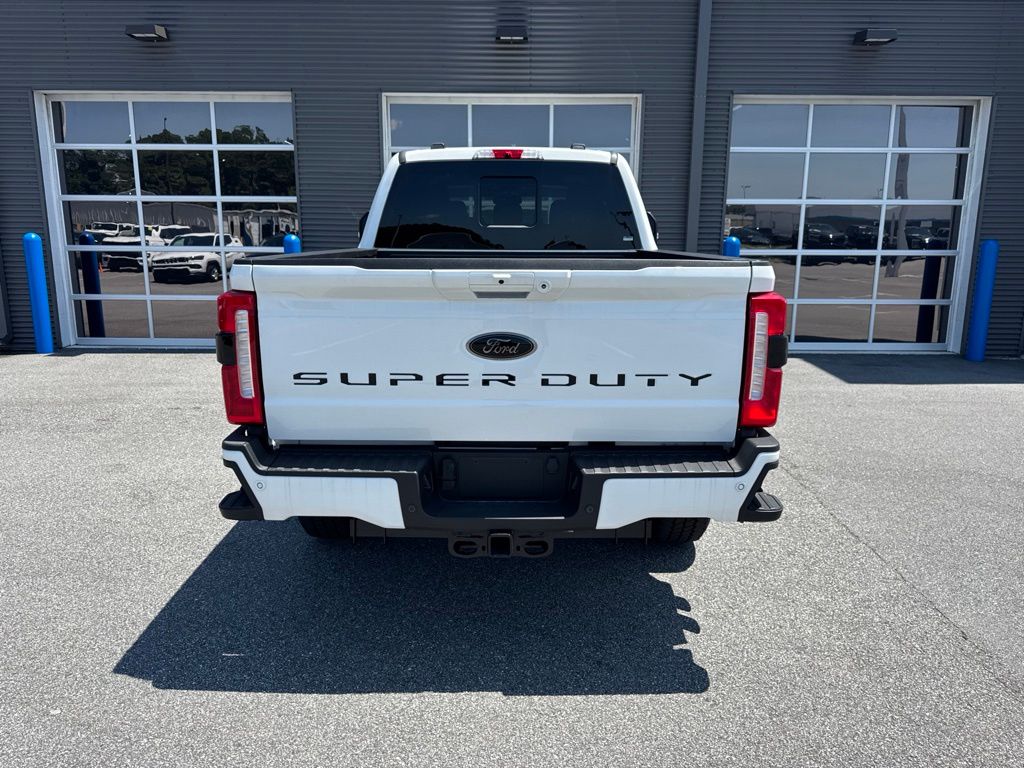 2026 Star White Metallic TC Ford Super Duty F-250 SRW Lariat 4X4 Truck
