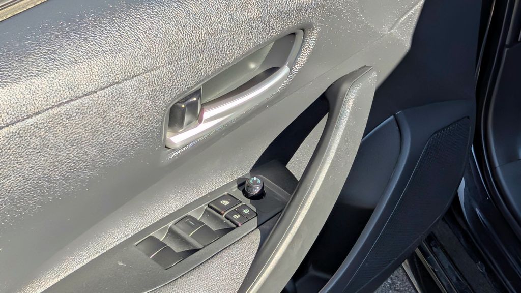 Used 2021 Toyota Corolla LE 4D Sedan