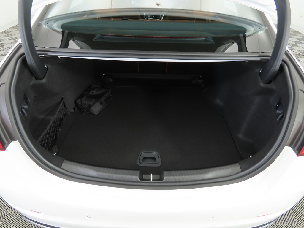 Thumbnail: 2025 Mercedes-Benz C-Class - 28