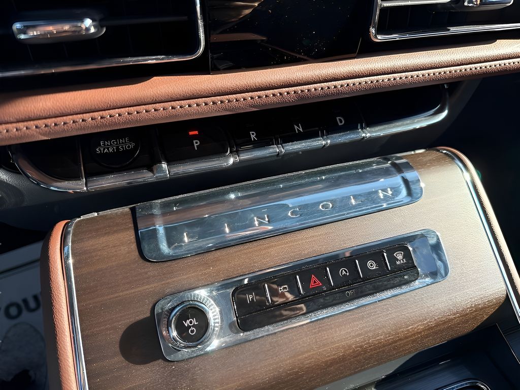 2025 Lincoln Aviator