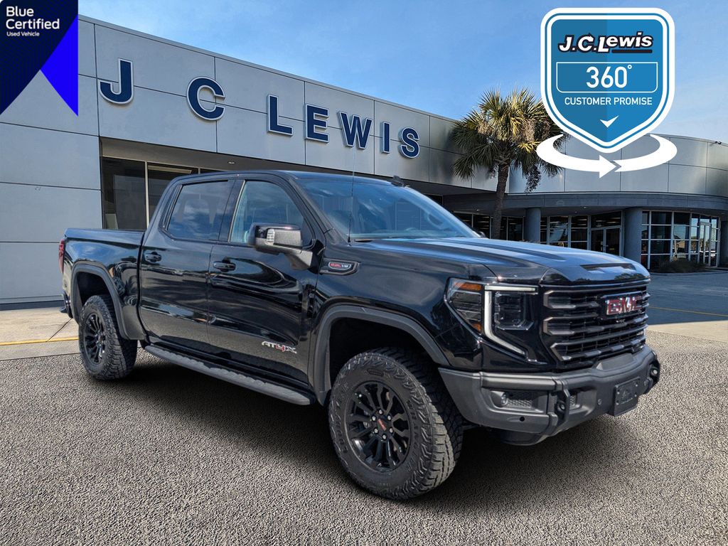 2023 GMC Sierra 1500 4WD Crew Cab Short Box AT4X