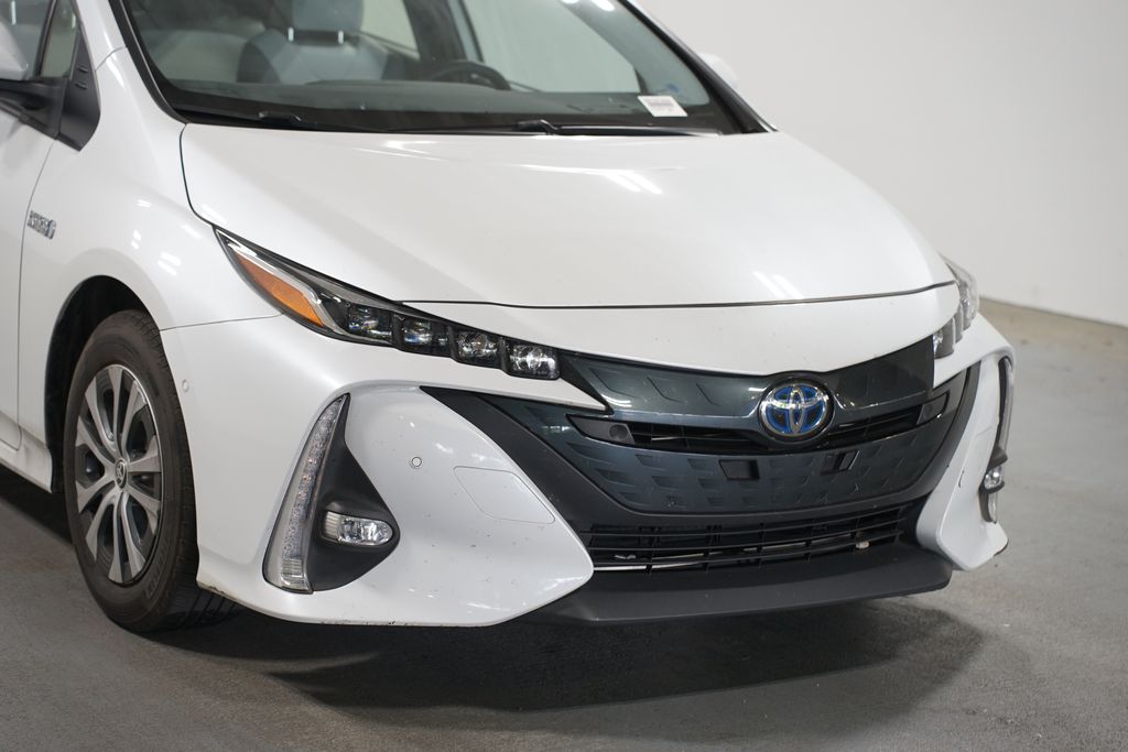 Thumbnail: 2022 Toyota Prius Prime - 4