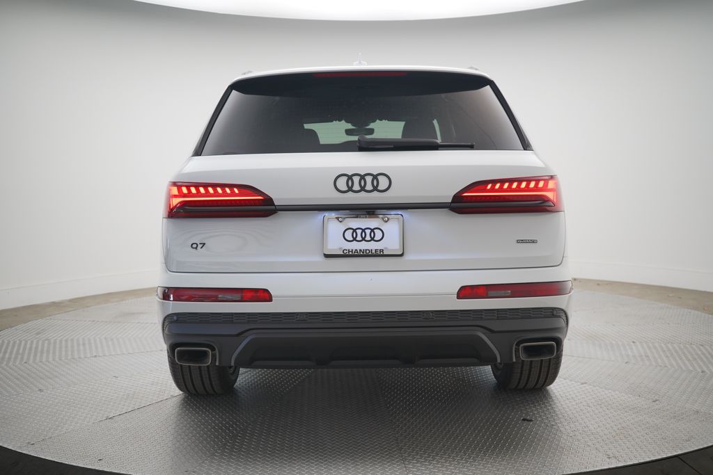 Thumbnail: 2026 Audi Q7 - 4