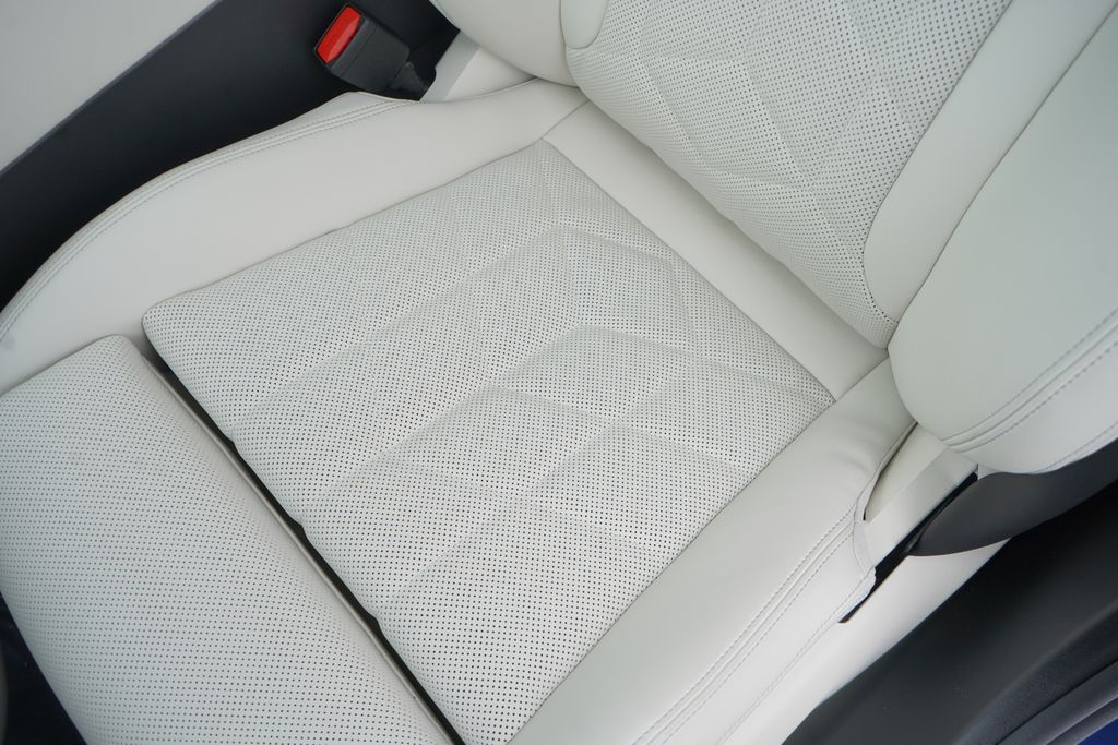 2025 BMW 5 Series 540i xDrive 12