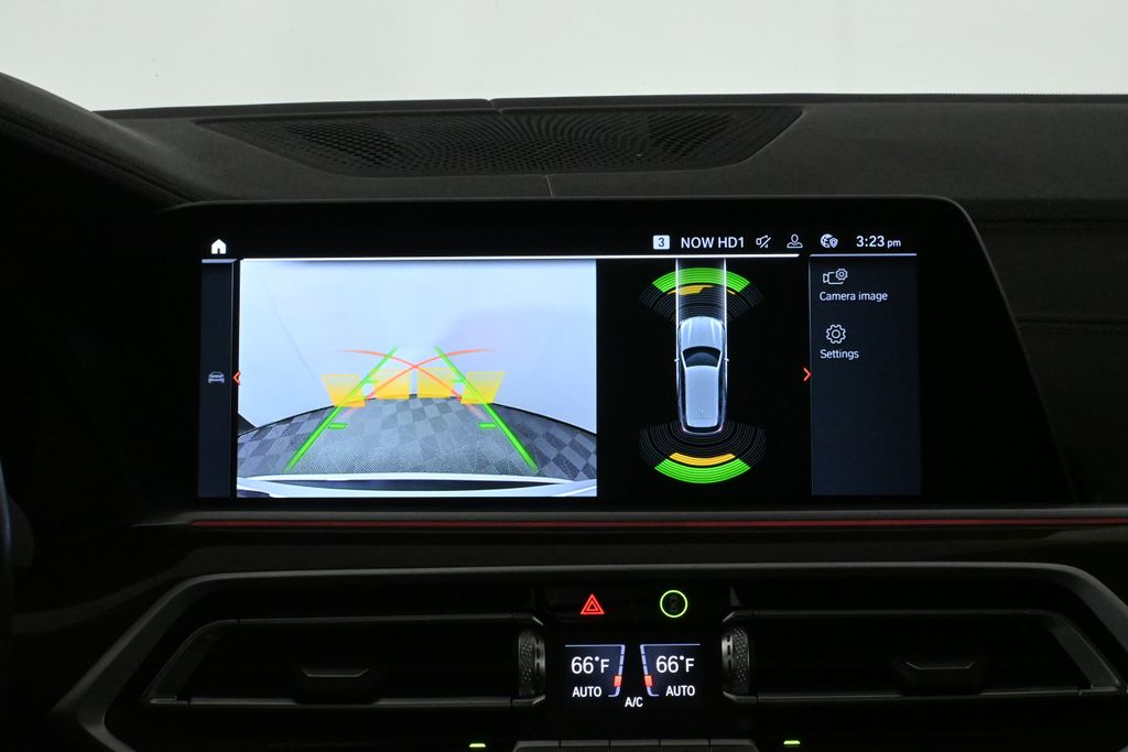 Thumbnail: 2022 BMW X5 - 23