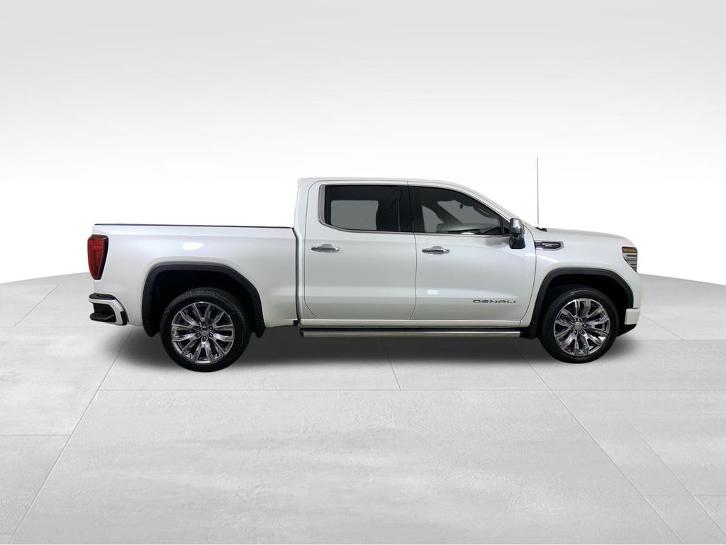 2025 GMC Sierra 1500 Denali 7