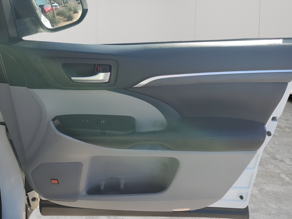 Used Car 2019 Toyota Highlander  Limited For Sale Under $30,000 In Austin, Texas