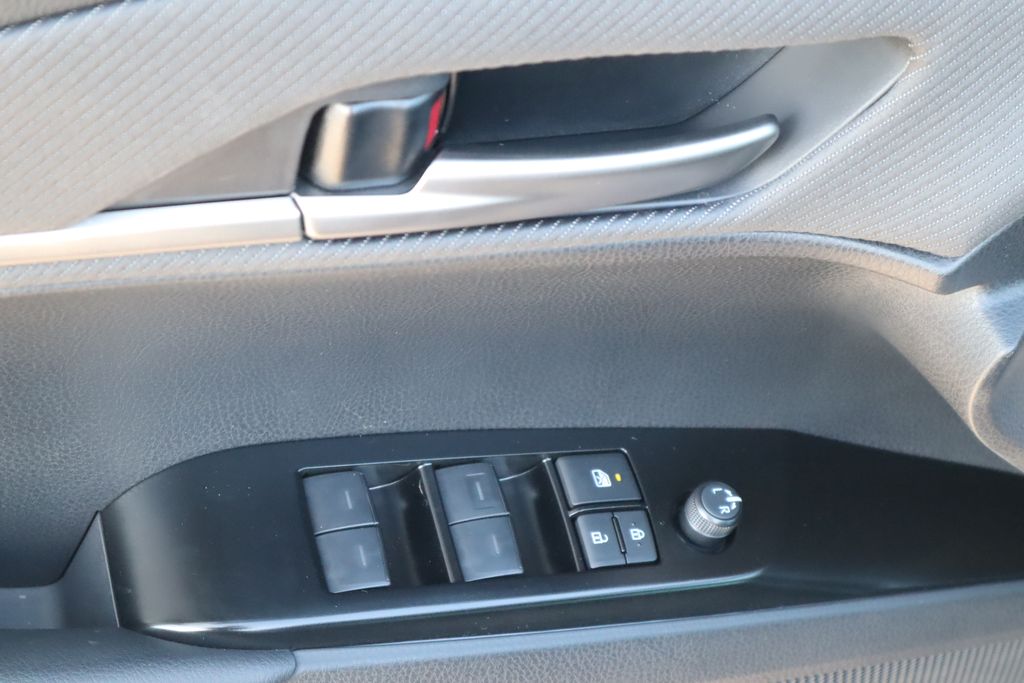 Thumbnail: 2026 Toyota Camry - 22