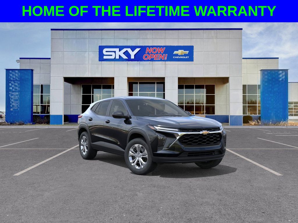2026 Chevrolet Trax LS FWD