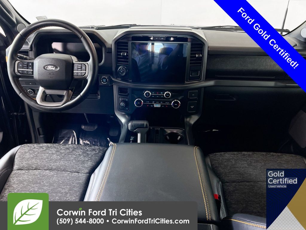 View vehicle photo 7