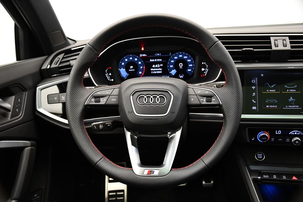 2025 Audi Q3  22