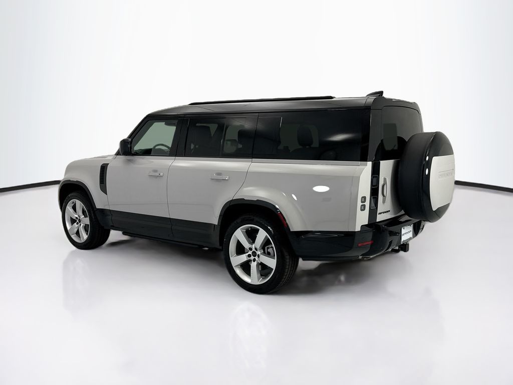 Thumbnail: 2026 Land Rover Defender - 7