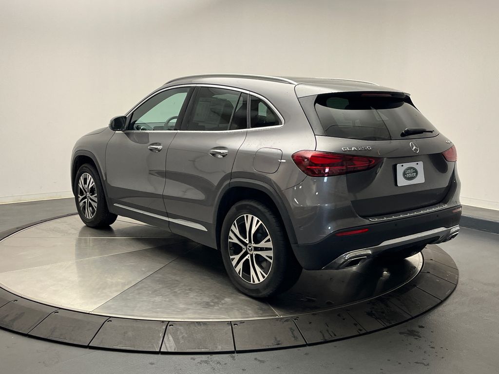 2025 Mercedes-Benz GLA 250 4MATIC 3