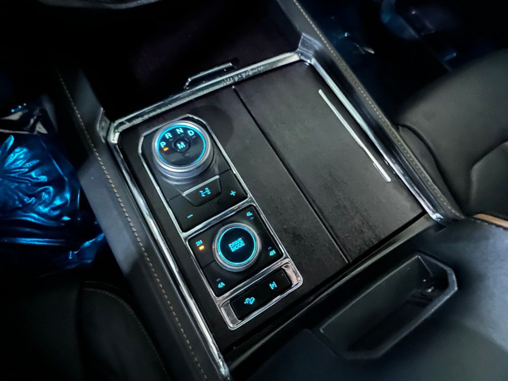 Used 2023 Agate Black Metallic Ford Platinum image 24