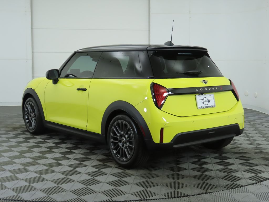 2025 MINI Cooper S 7