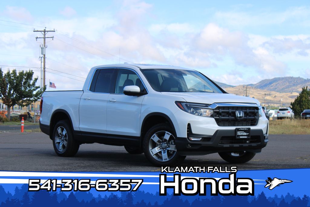 Platinum White Pearl 2026 Honda Ridgeline Pickup Truck All-Wheel Drive 9-Speed Automatic