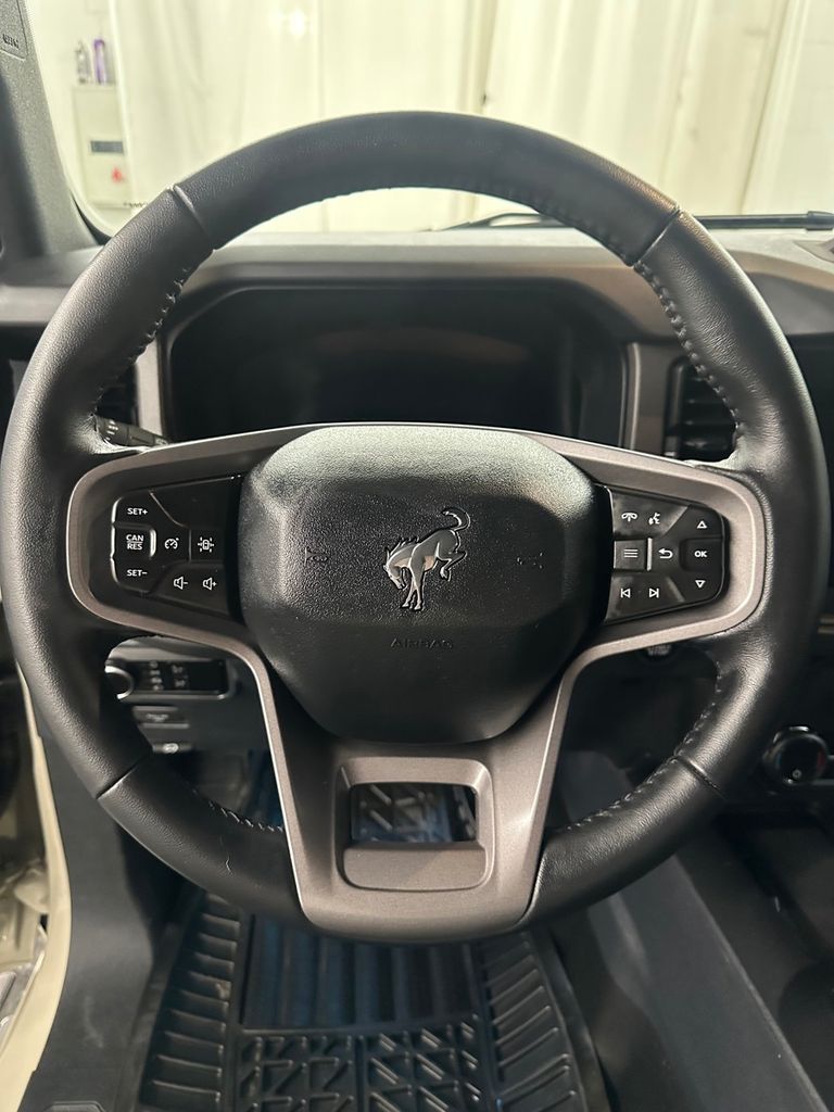 used 2025 Ford Bronco car, priced at $42,985