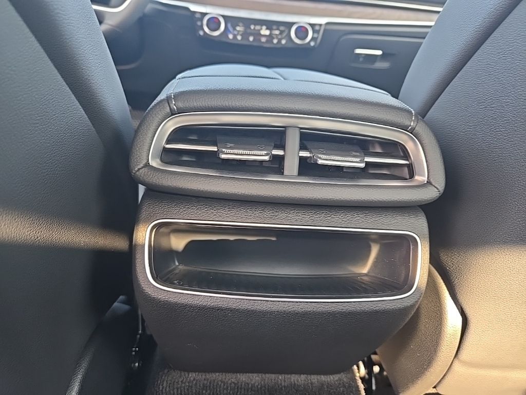 Thumbnail: 2024 Genesis G80 - 28