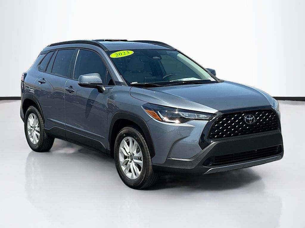 Thumbnail: 2023 Toyota Corolla Cross - 3