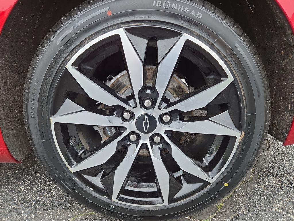 Used 2021 Chevrolet Malibu For Sale in Fort Wayne, IN