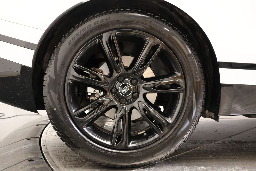 Thumbnail: 2023 Land Rover Range Rover Velar - 11