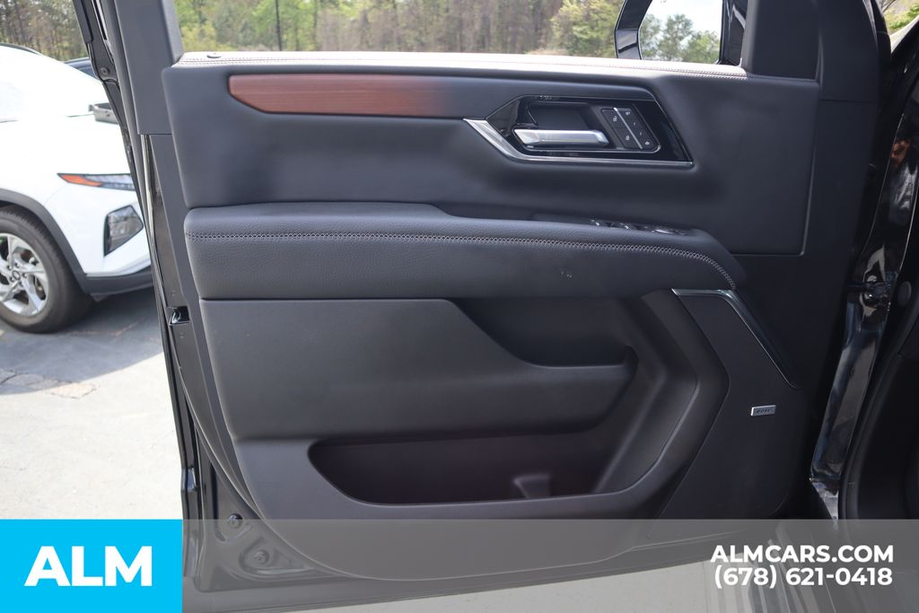 Used 2026 Black GMC Denali image 11