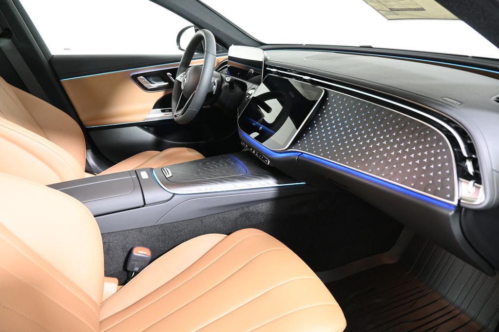 Thumbnail: 2026 Mercedes-Benz E-Class - 20