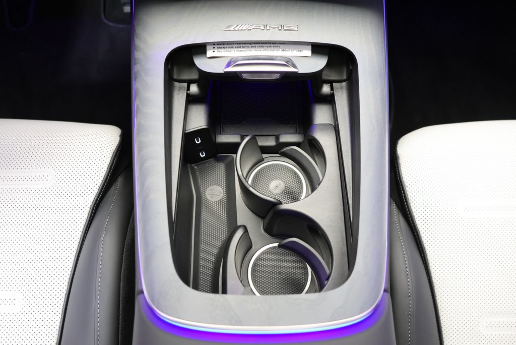 Thumbnail: 2026 Mercedes-Benz E-Class - 30