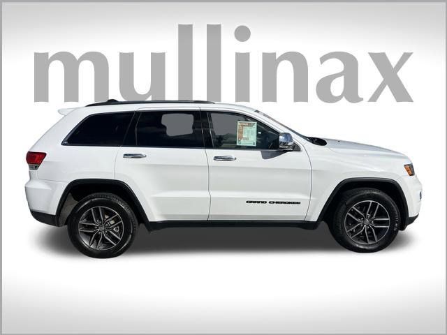 Used 2017 Jeep Grand Cherokee Limited with VIN 1C4RJEBGXHC950064 for sale in Lake Park, FL