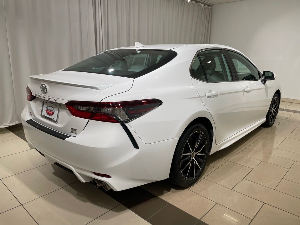 2022 Toyota Camry SE 5