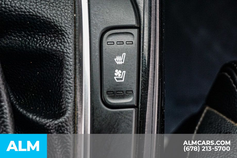 Used 2019 Black Kia EX image 42